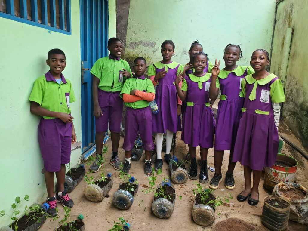 Initiation à la pratique de l'agriculture urbaine en milieu scolaire