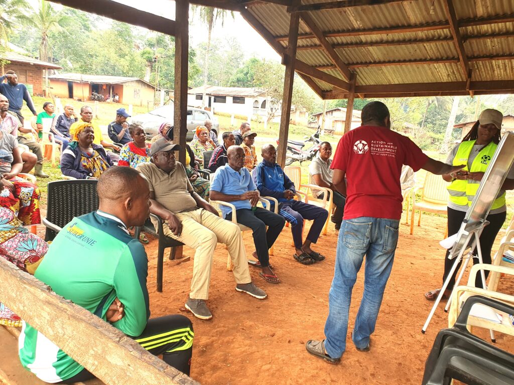 sensibilisation changement climatique à Djoum et Mintom